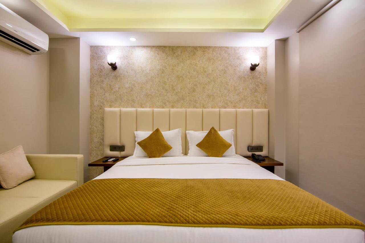 Le Tresor Hotel New Delhi Exterior foto